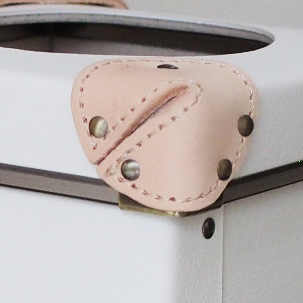 TOP OPEN Trunk Carry, Medium Size